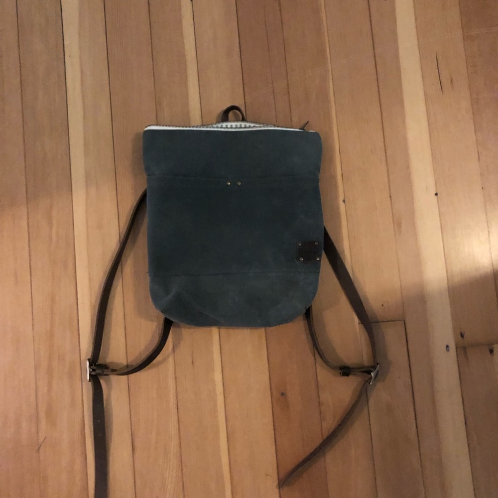 Red house waxed canvas back pack